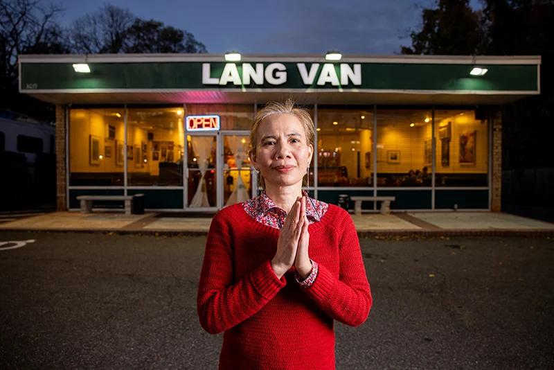 Dan and the restaurant